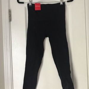 SPANX Cropped Leggings